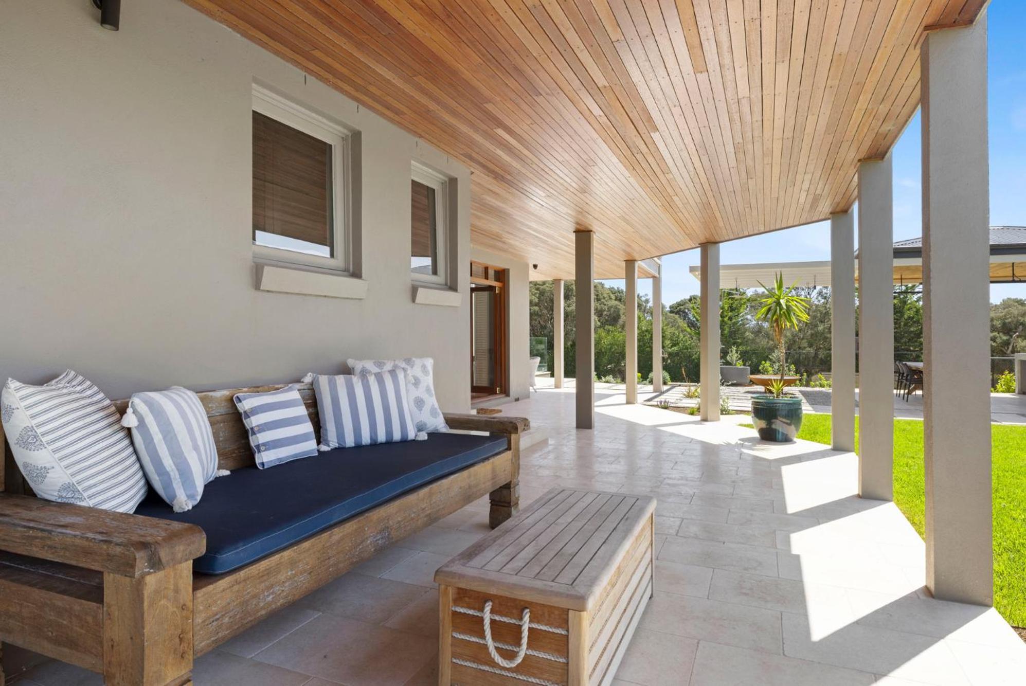 Serendib Luxury Sorrento Resort Living Exterior photo